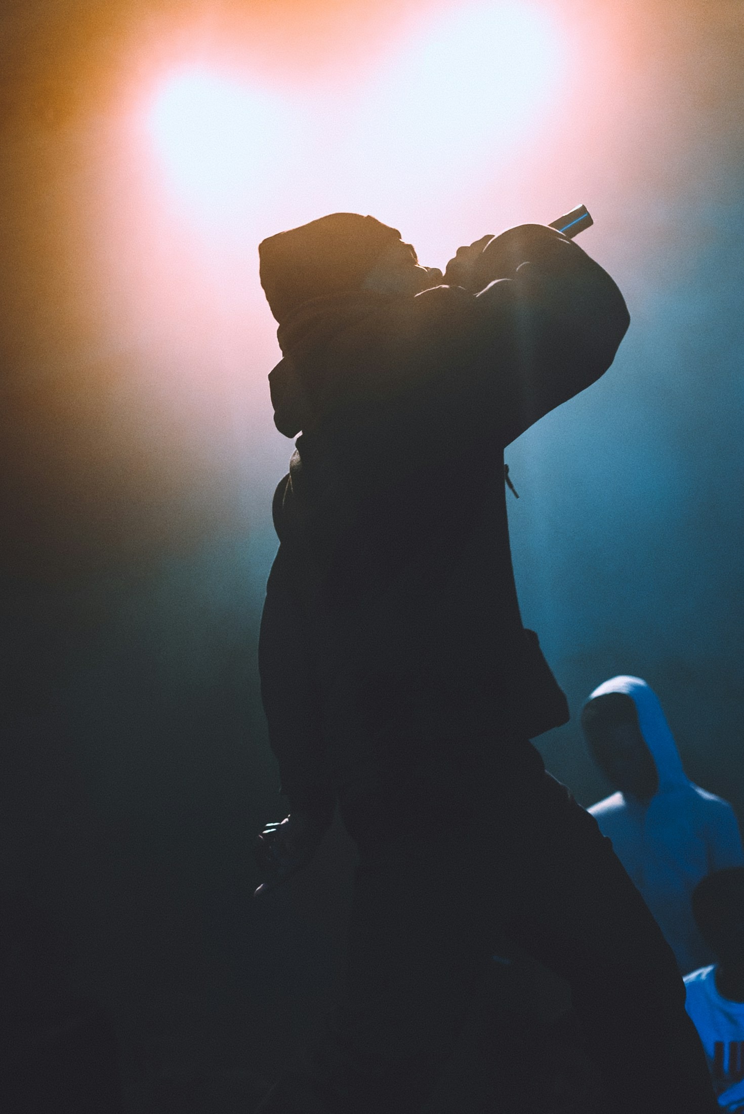 A Importância da Presença de Palco na Música